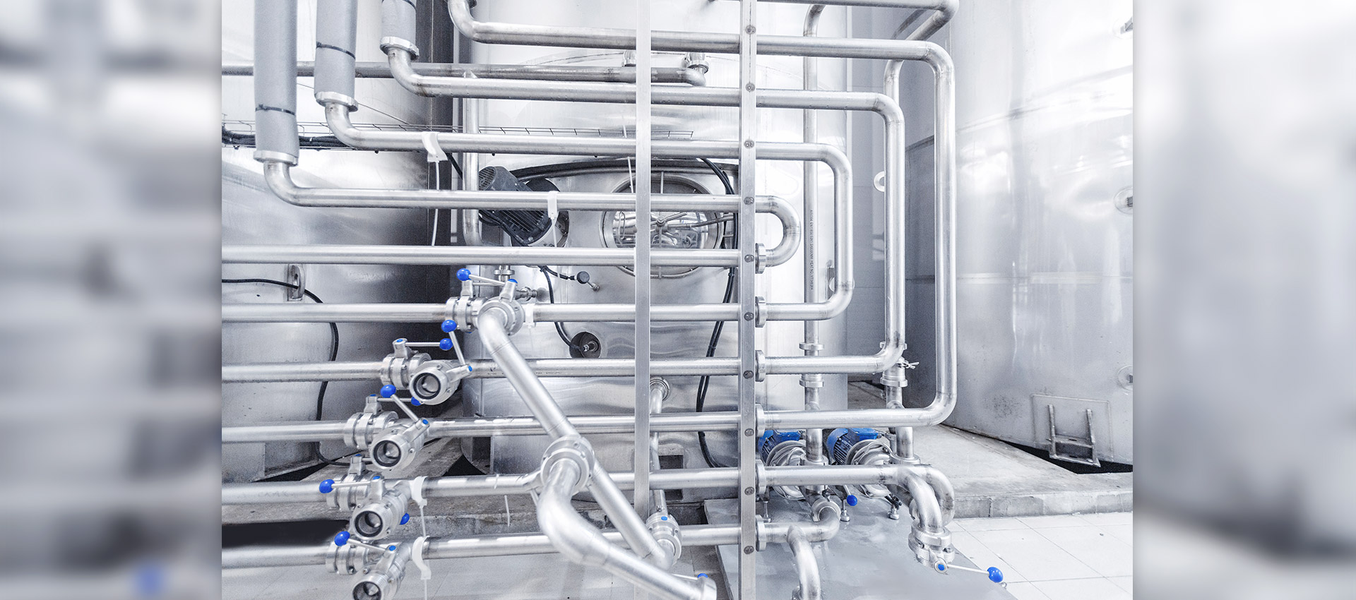 Tank und Apparate Barth GmbH: Tankanlagen und Rohleitungsbau 03